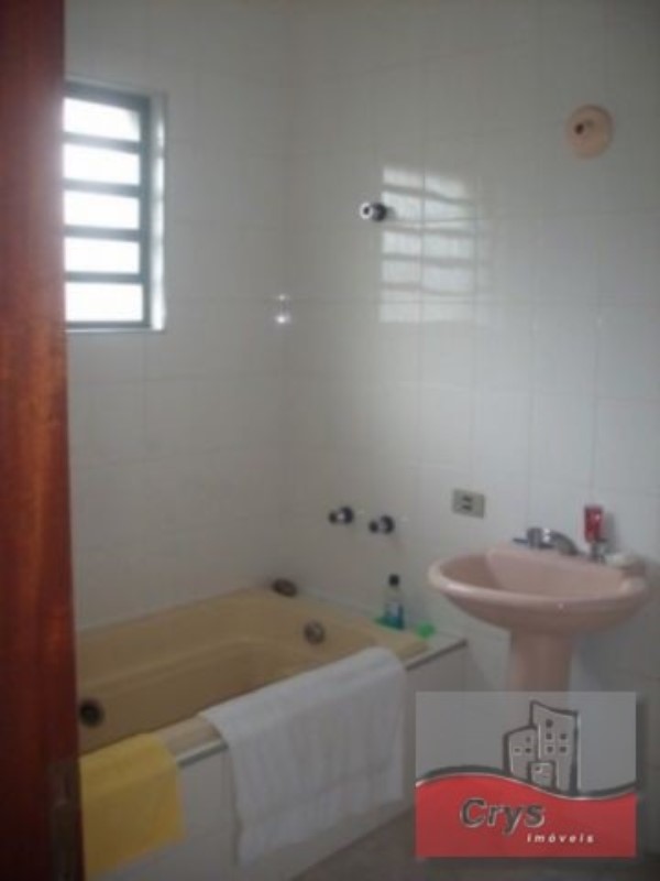 Sobrado à venda com 3 quartos, 267m² - Foto 11