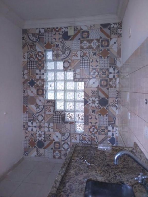 Apartamento à venda com 3 quartos, 75m² - Foto 1