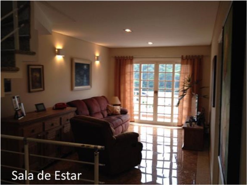 Sobrado à venda com 3 quartos, 250m² - Foto 2