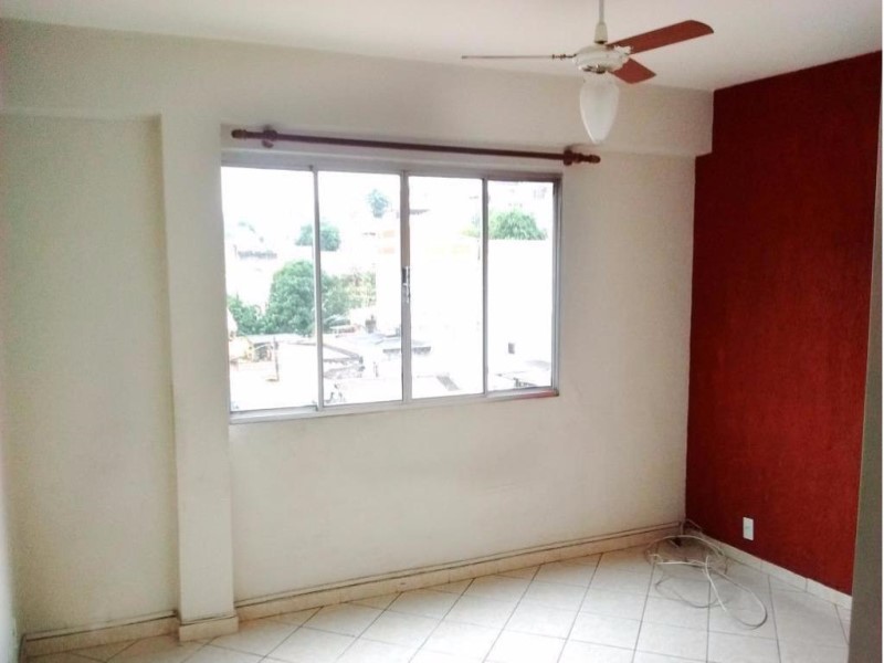 Apartamento à venda com 2 quartos, 60m² - Foto 1