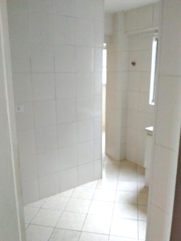 Apartamento à venda com 2 quartos, 60m² - Foto 5