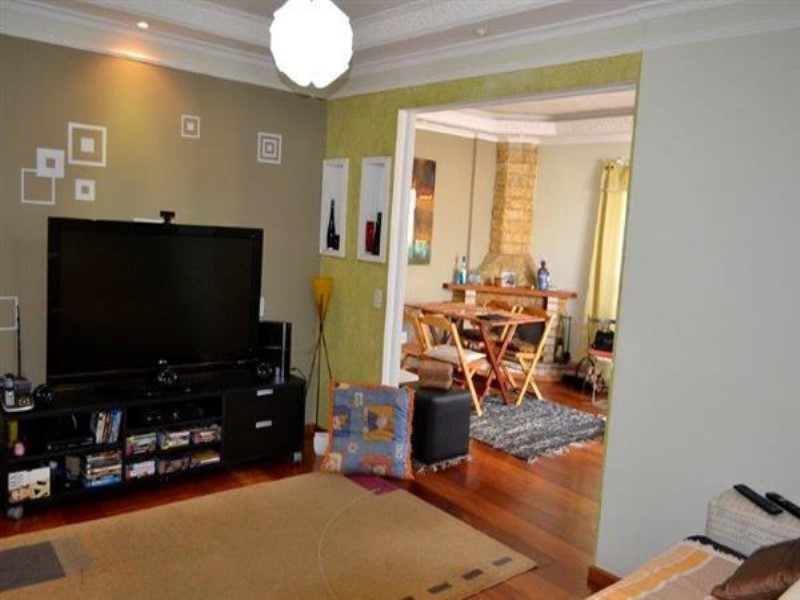 Apartamento à venda com 3 quartos, 170m² - Foto 2