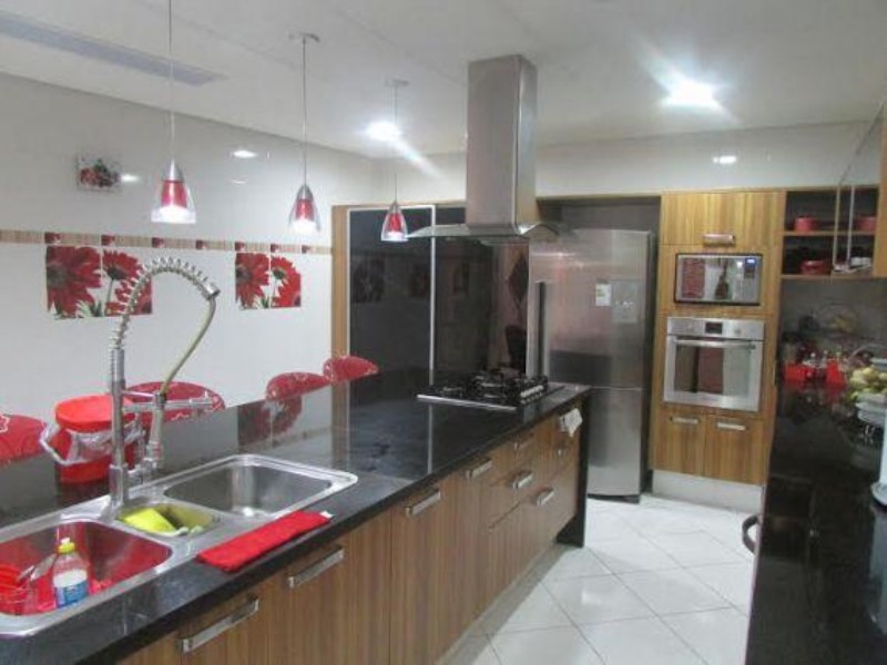 Sobrado à venda com 3 quartos, 500m² - Foto 9