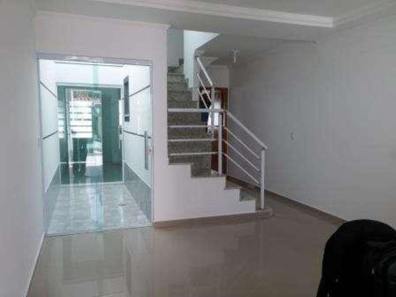 Sobrado à venda com 3 quartos, 100m² - Foto 2
