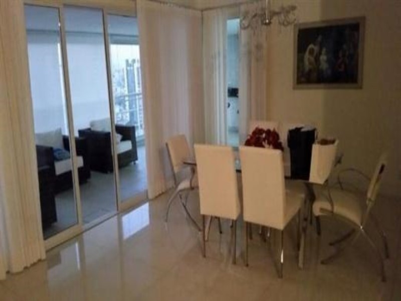 Apartamento, 4 quartos, 224 m² - Foto 1