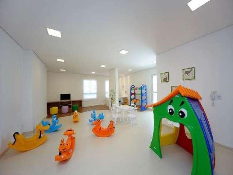 Apartamento à venda com 2 quartos, 68m² - Foto 3