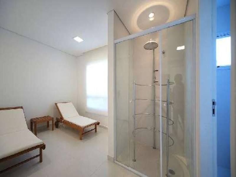 Apartamento à venda com 2 quartos, 68m² - Foto 4