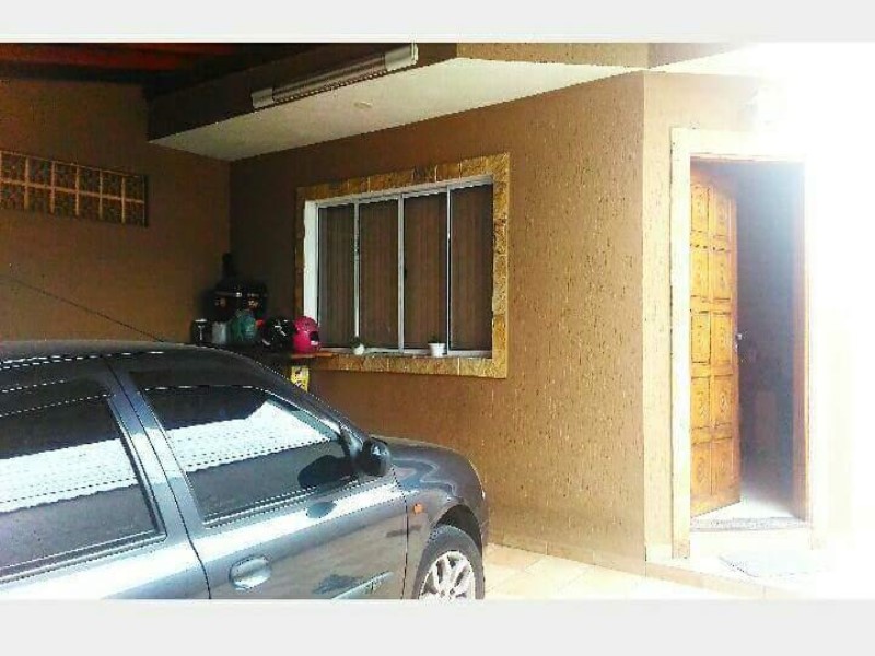 Sobrado à venda com 3 quartos, 99m² - Foto 2