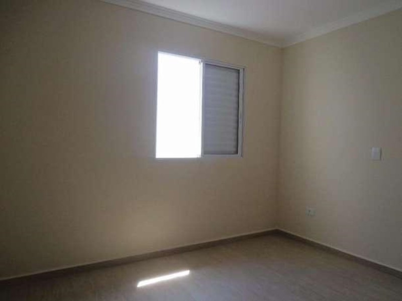 Sobrado à venda com 3 quartos, 100m² - Foto 4