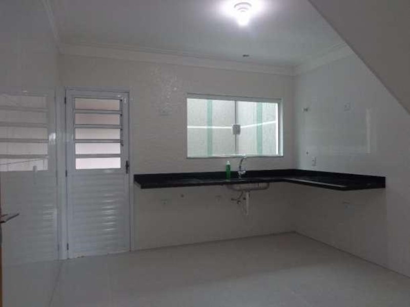 Sobrado à venda com 3 quartos, 100m² - Foto 14