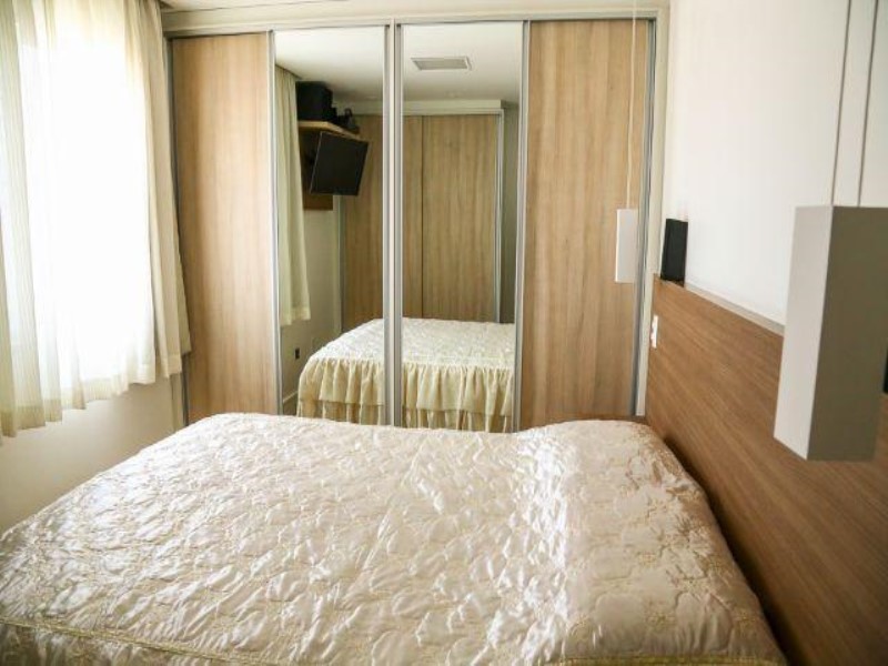 Apartamento, 3 quartos, 77 m² - Foto 2