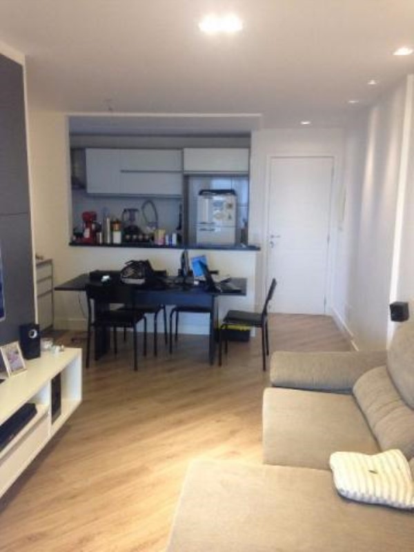 Apartamento à venda com 2 quartos, 78m² - Foto 12