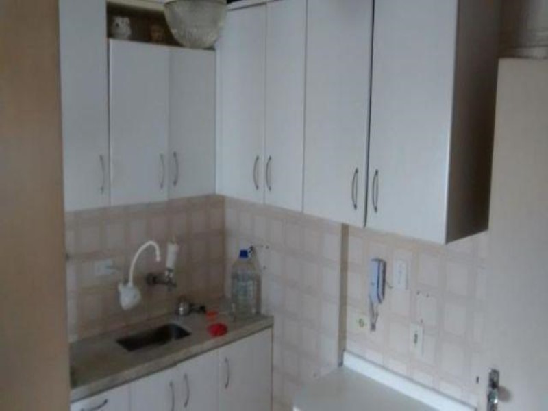 Apartamento à venda com 3 quartos, 70m² - Foto 3