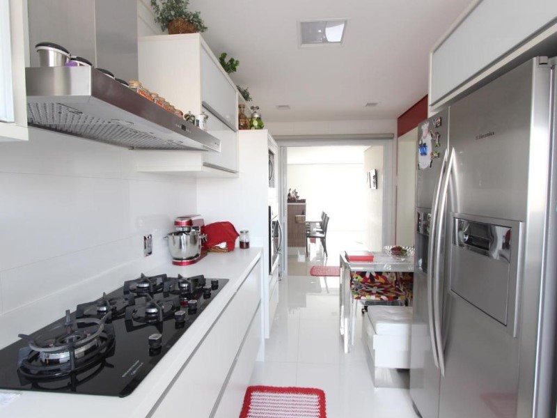 Apartamento à venda com 3 quartos - Foto 6