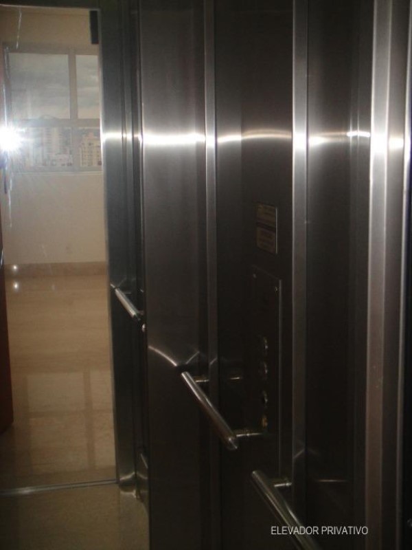 Cobertura à venda com 4 quartos, 580m² - Foto 20