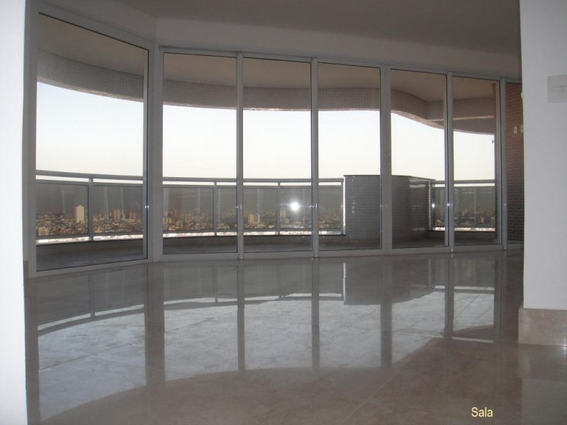 Cobertura à venda com 4 quartos, 580m² - Foto 1