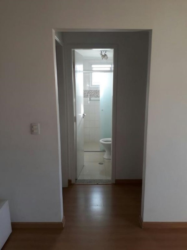 Apartamento à venda com 2 quartos, 60m² - Foto 3