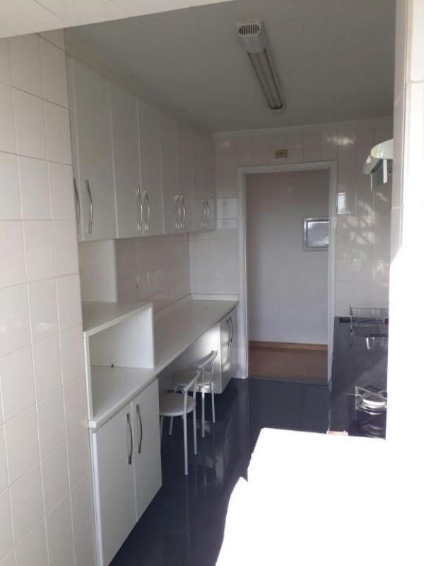 Apartamento à venda com 2 quartos, 60m² - Foto 5