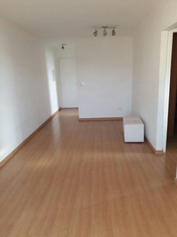 Apartamento à venda com 2 quartos, 60m² - Foto 10