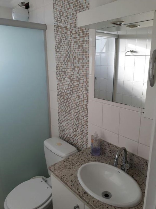 Apartamento à venda com 2 quartos, 60m² - Foto 13