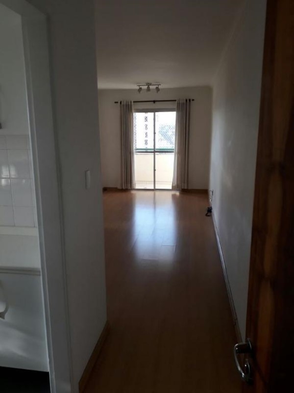 Apartamento à venda com 2 quartos, 60m² - Foto 15