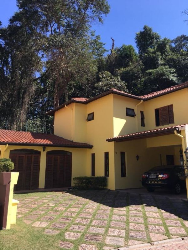 Sobrado à venda com 4 quartos, 290m² - Foto 1