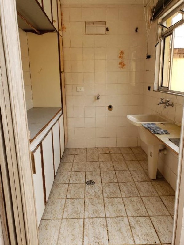 Sobrado para alugar com 4 quartos, 600m² - Foto 2
