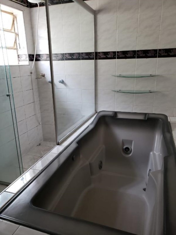 Sobrado para alugar com 4 quartos, 600m² - Foto 10