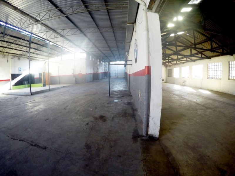 Depósito-Galpão-Armazém para alugar, 2100m² - Foto 7