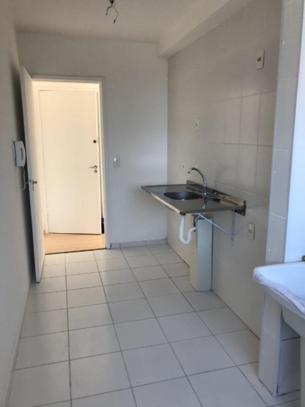 Apartamento à venda com 3 quartos, 68m² - Foto 3