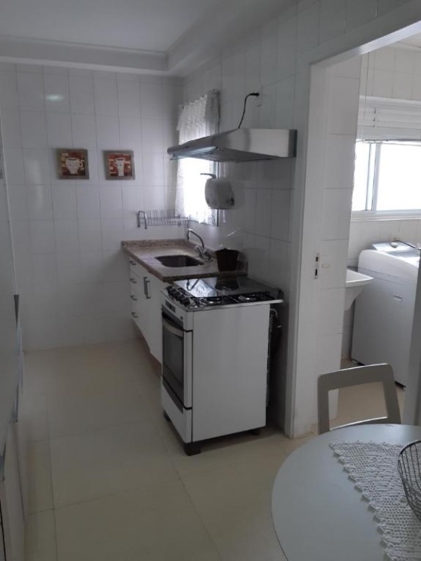 Apartamento para alugar com 2 quartos, 87m² - Foto 17