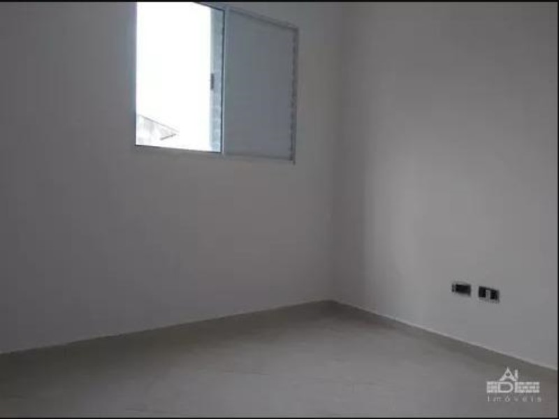 Casa à venda com 2 quartos, 60m² - Foto 12