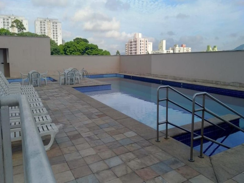 Apartamento à venda com 2 quartos, 48m² - Foto 18