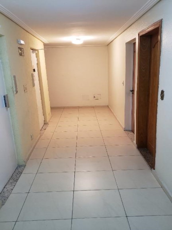 Apartamento à venda com 2 quartos, 49m² - Foto 2