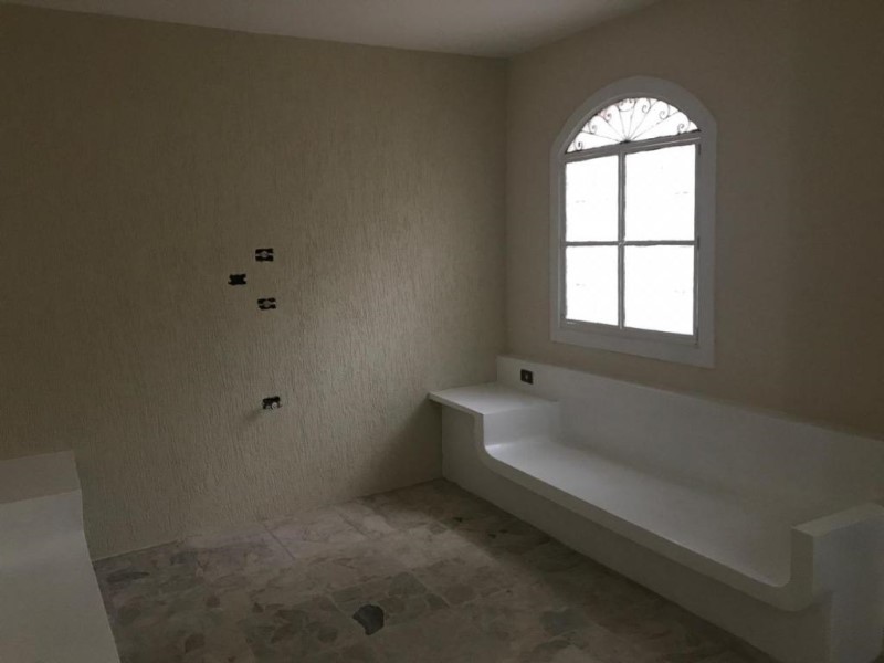 Sobrado, 4 quartos, 245 m² - Foto 1