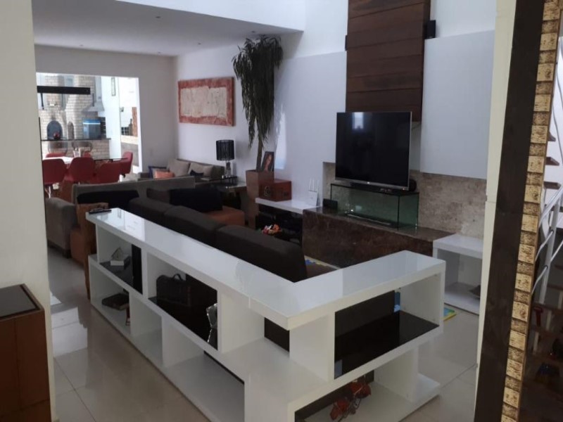 Casa, 4 quartos, 300 m² - Foto 8