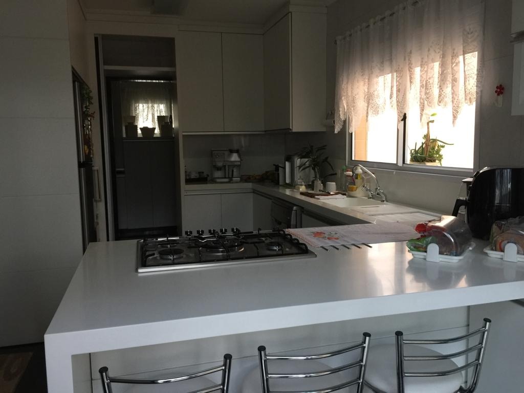 Casa, 3 quartos, 240 m² - Foto 8