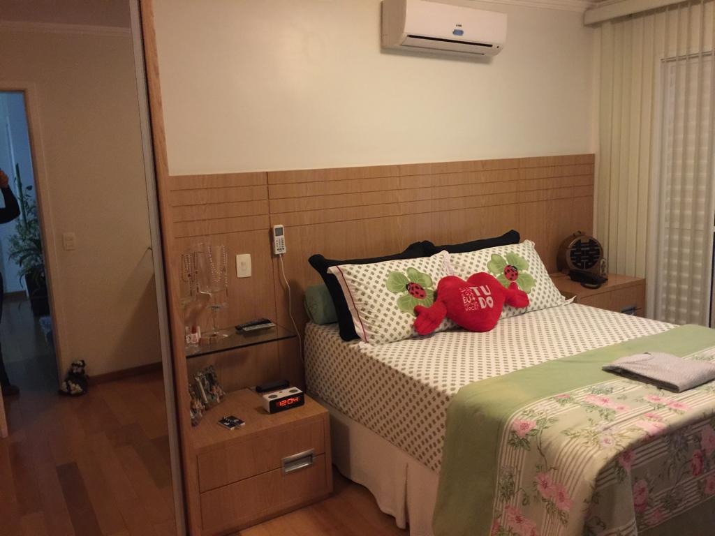 Casa, 3 quartos, 240 m² - Foto 14