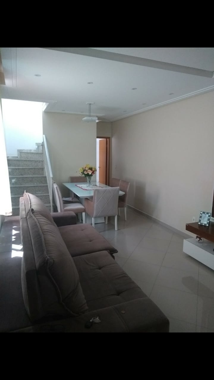 Casa, 3 quartos, 180 m² - Foto 2