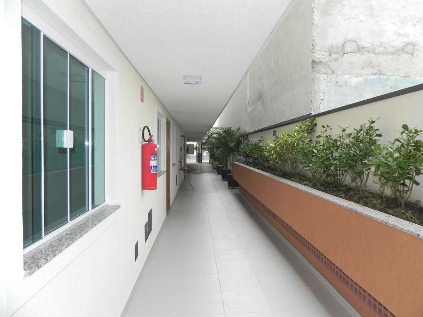 Casa à venda com 2 quartos, 44m² - Foto 18