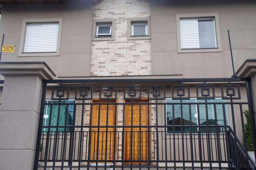 Casa à venda com 2 quartos, 60m² - Foto 1