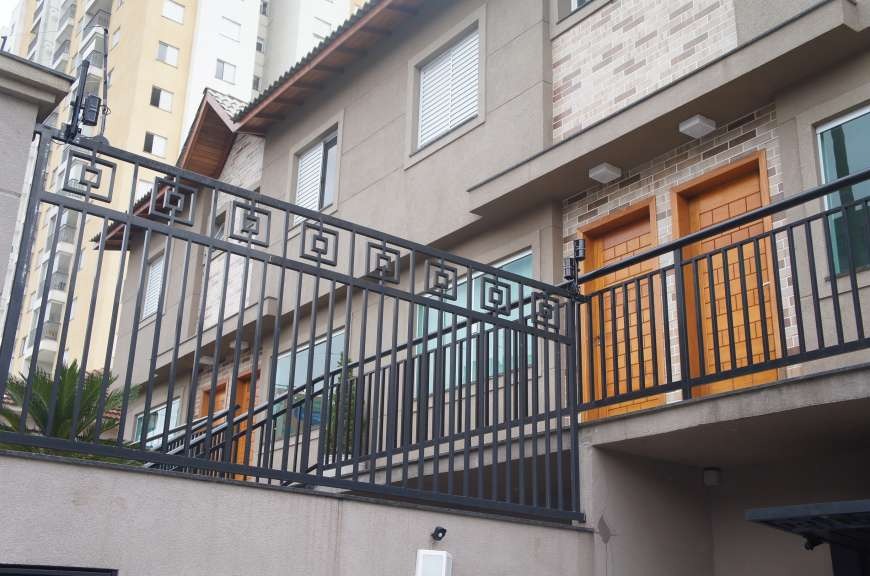 Casa à venda com 2 quartos, 60m² - Foto 3