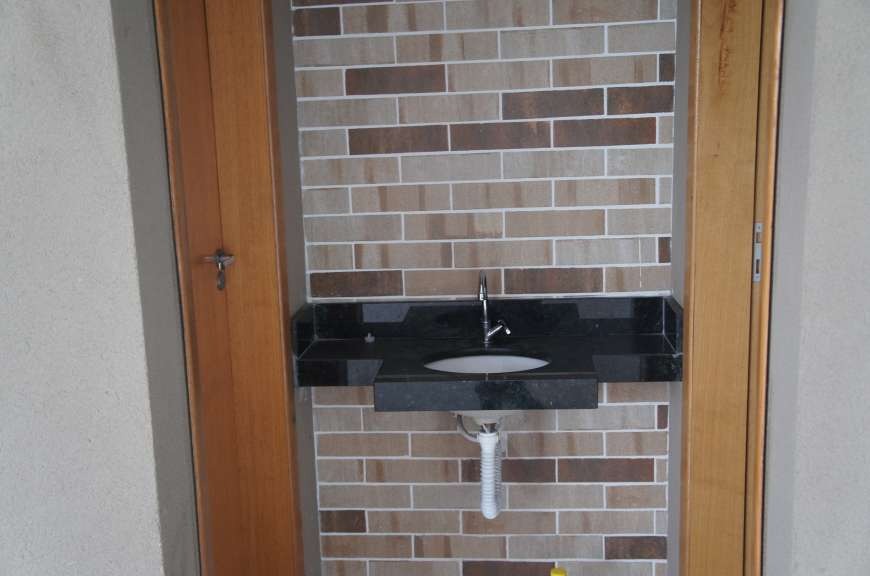 Casa à venda com 2 quartos, 60m² - Foto 8