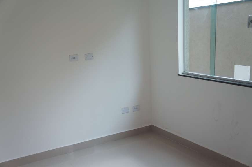 Casa à venda com 2 quartos, 60m² - Foto 12