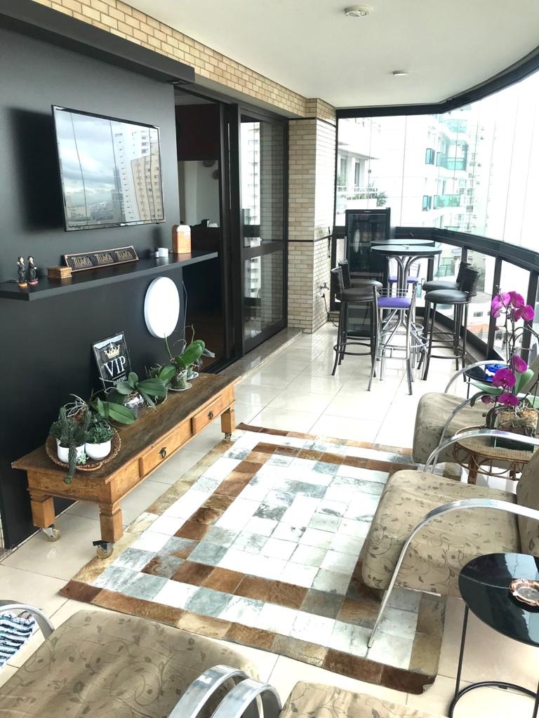 Apartamento, 4 quartos, 222 m² - Foto 1
