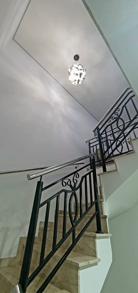 Casa à venda com 4 quartos, 380m² - Foto 4