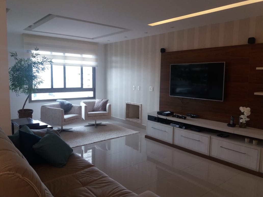 Apartamento à venda e aluguel com 3 quartos, 250m² - Foto 2