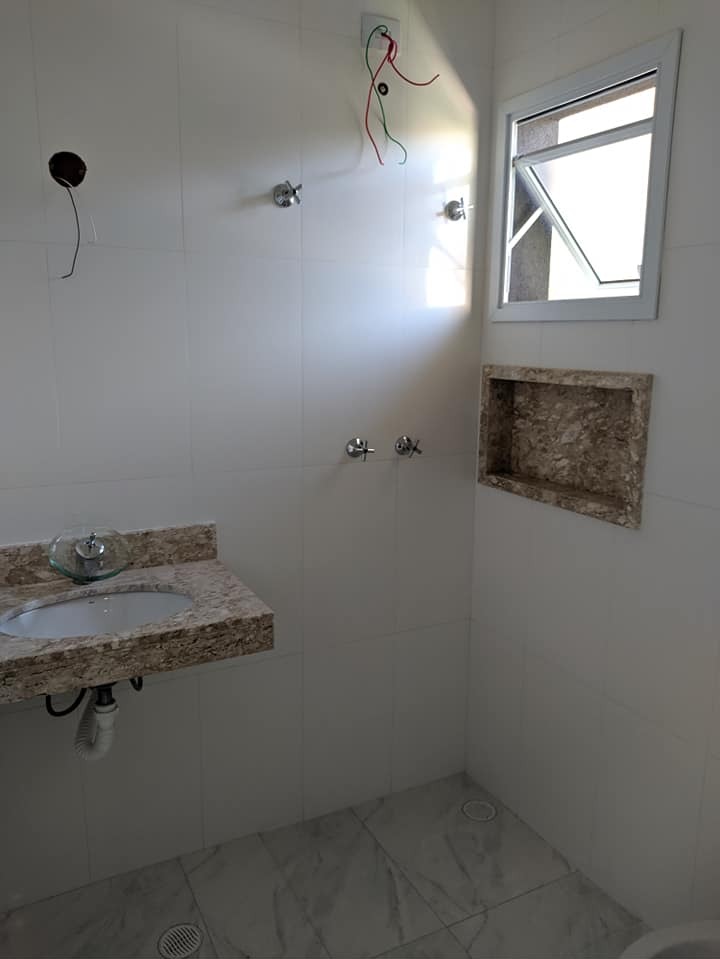 Casa à venda com 3 quartos, 180m² - Foto 3