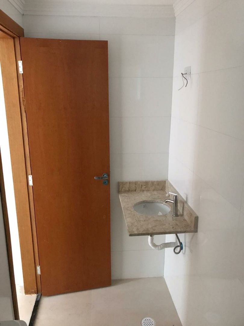 Casa à venda com 1 quarto, 37m² - Foto 5
