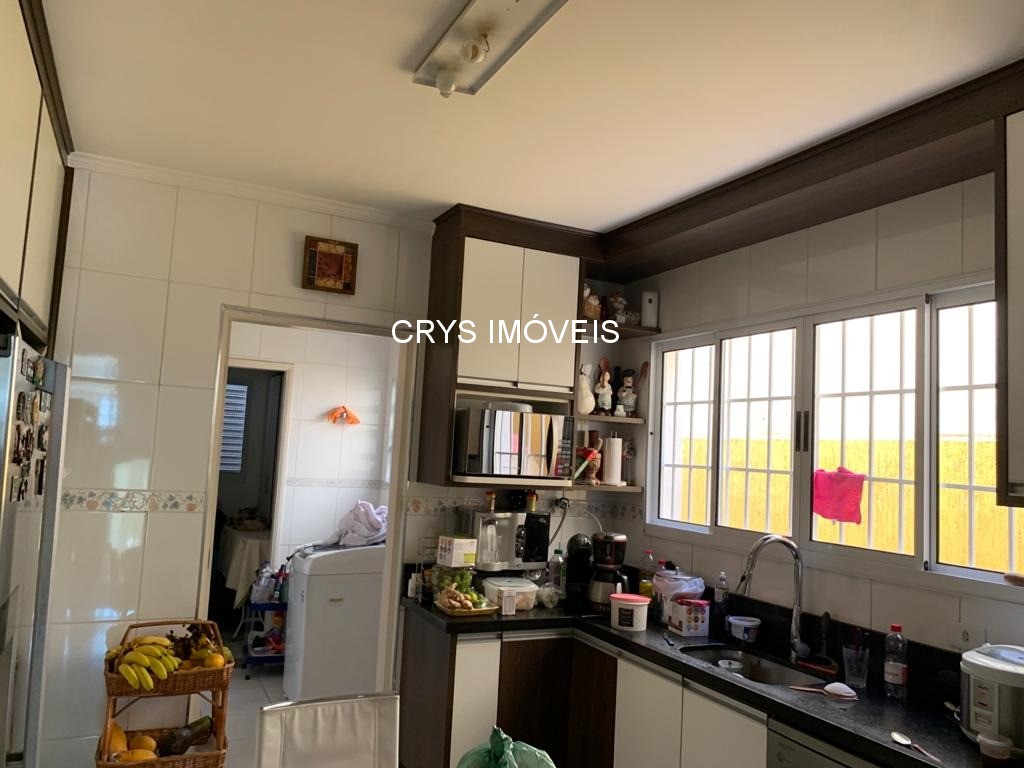 Casa à venda com 3 quartos, 190m² - Foto 12